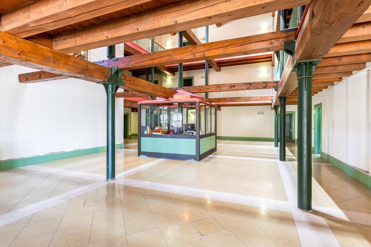 Molino Stucky Residence Suites II Venesia Bagian luar foto