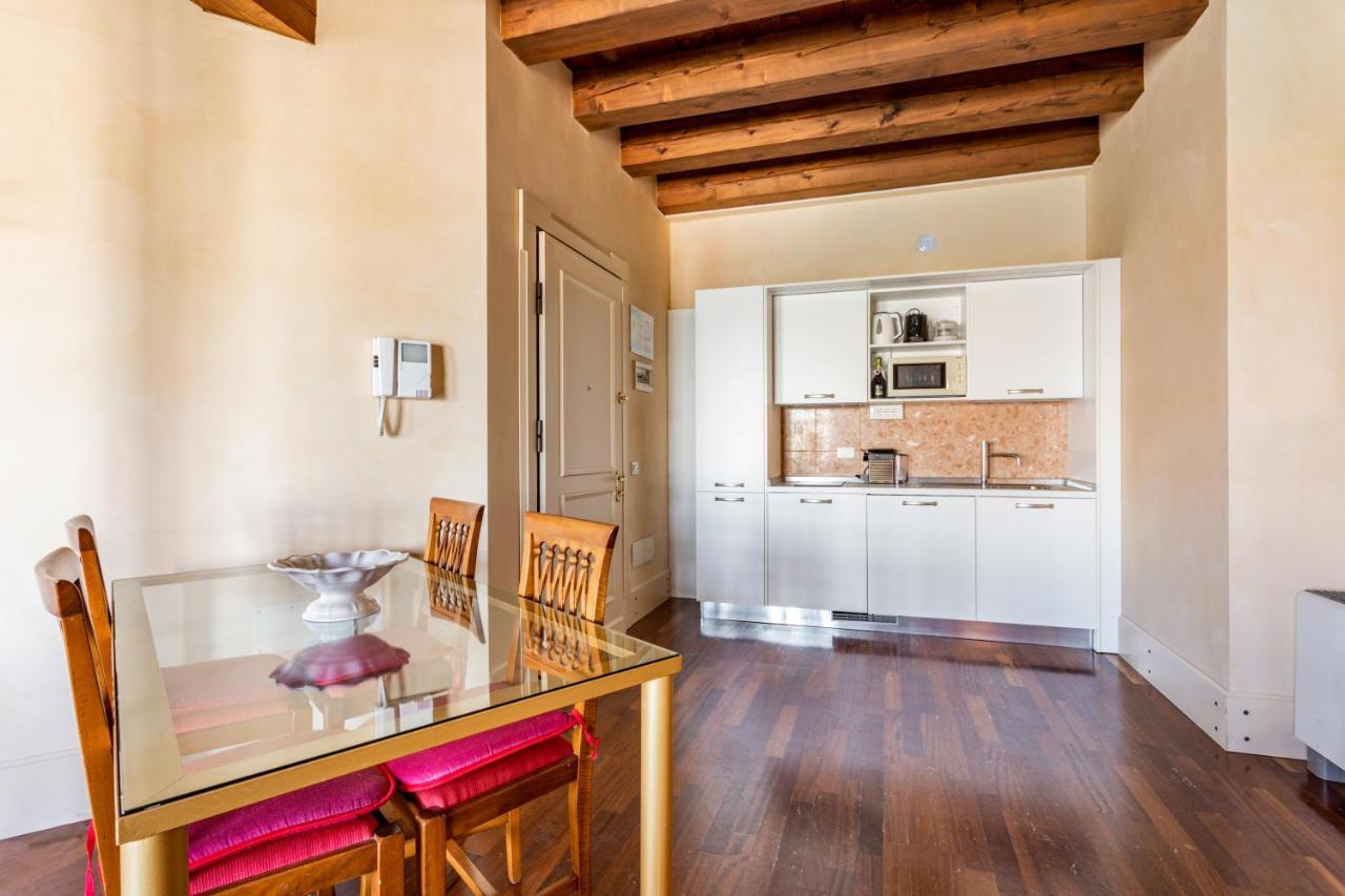 Molino Stucky Residence Suites II Venesia Bagian luar foto