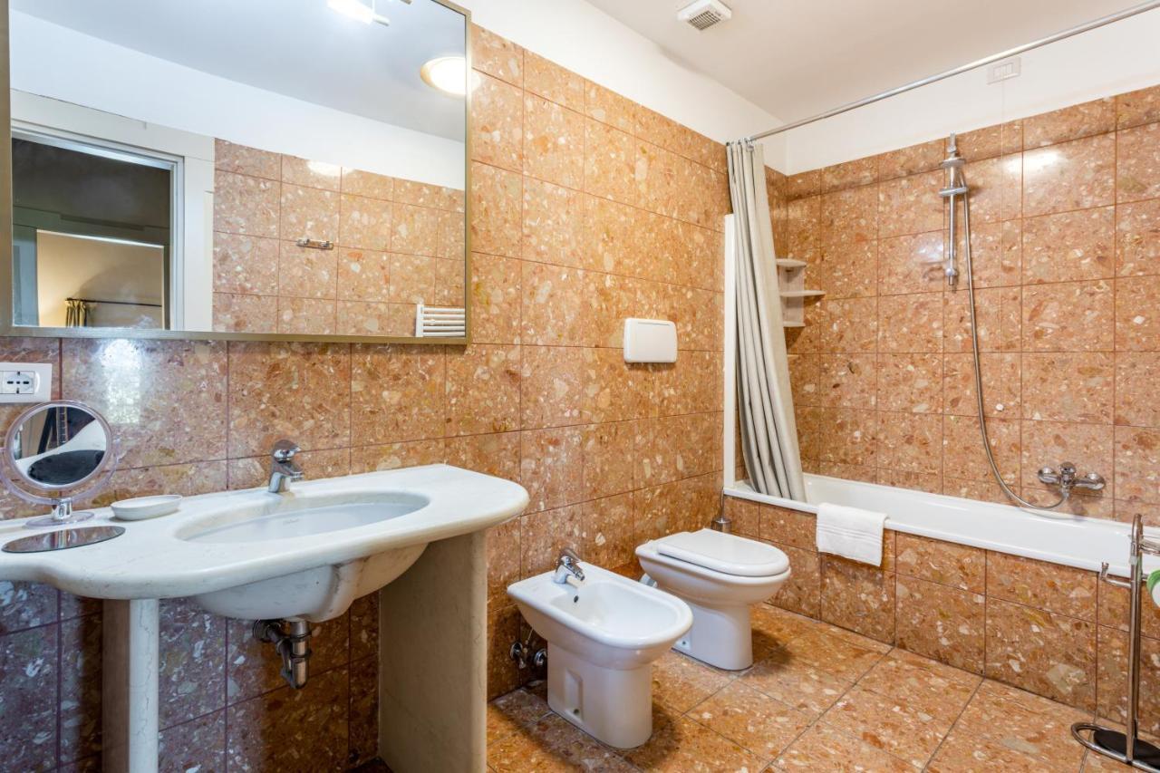 Molino Stucky Residence Suites II Venesia Bagian luar foto